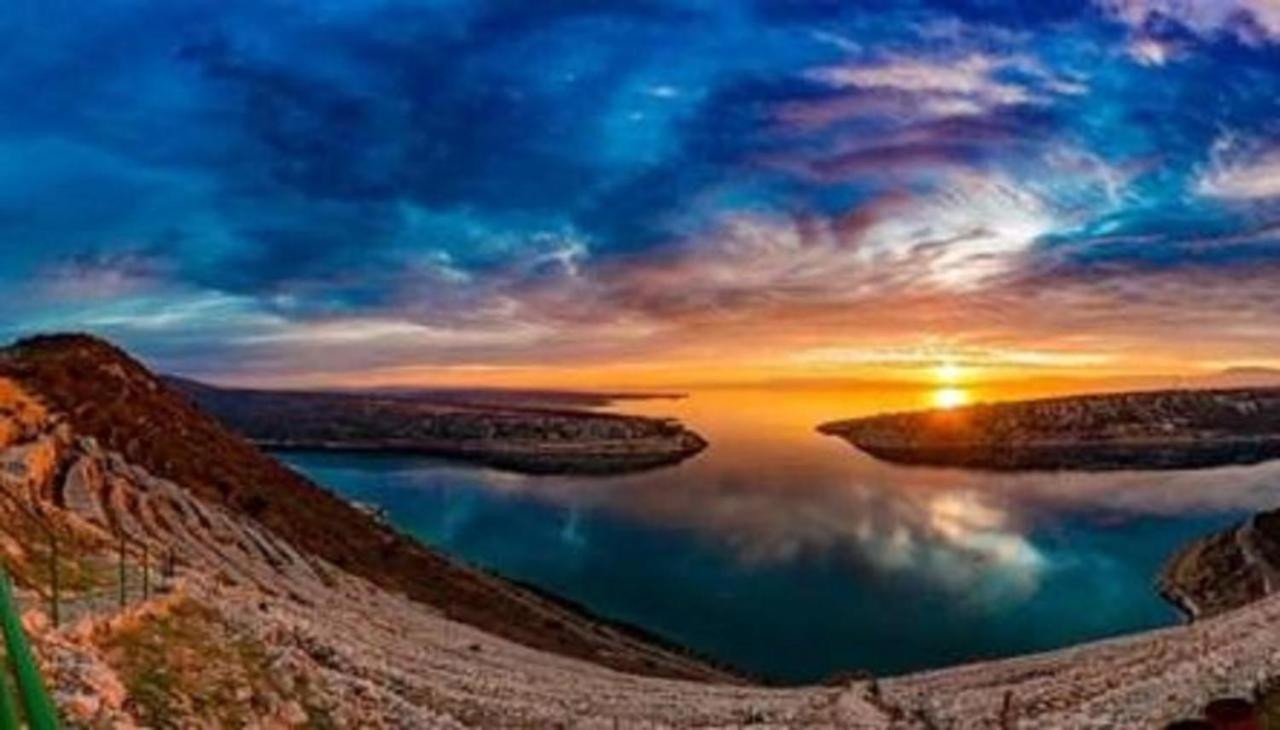 Apartmani Petar I Luka Bakar Exterior photo